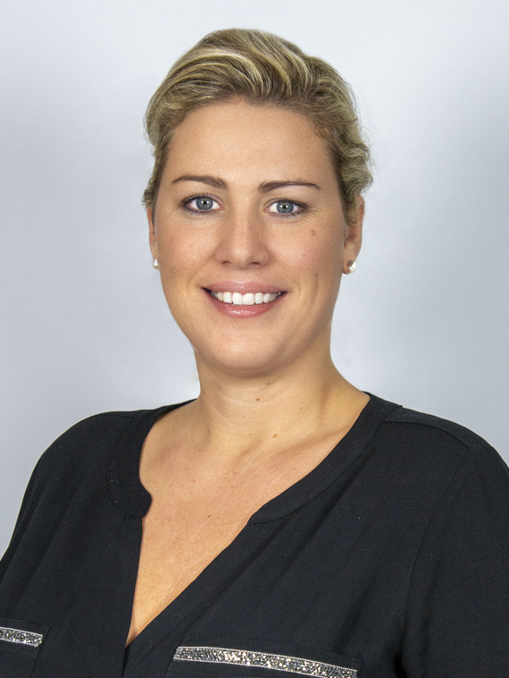 Claudia De Greef Mitarbeiterbild Cropped